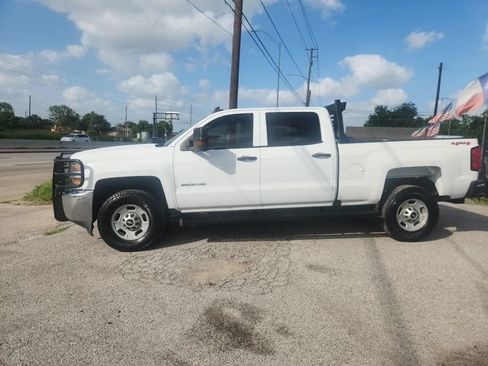 Used 2017 Chevrolet Silverado 2500 W/T w/ Snow Plow Prep Package AWD/4WD image 2