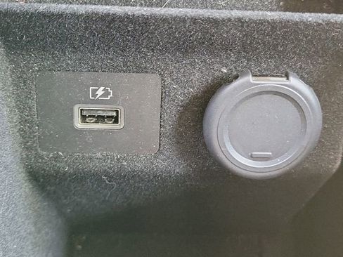 Used 2023 INFINITI QX60 Luxe w/ Performance Audio Package FWD image 36