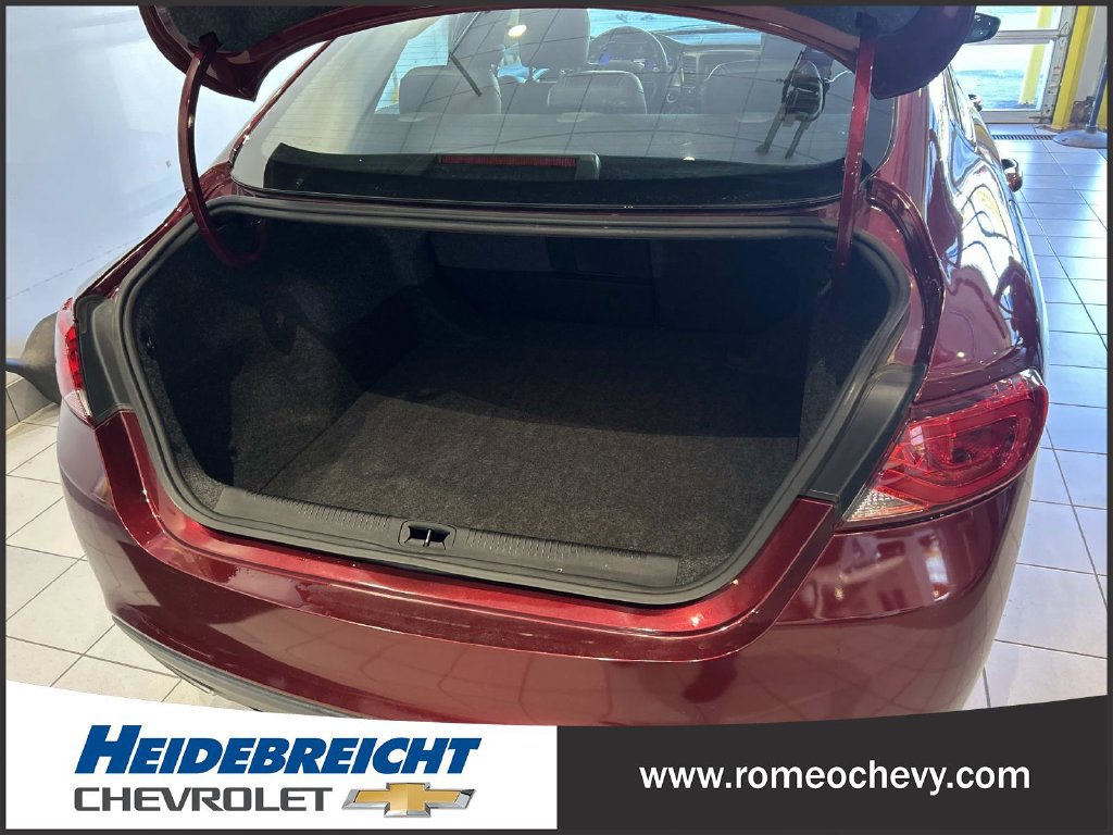 Used 2015 Chrysler 200 S w/ Comfort Group FWD image 15