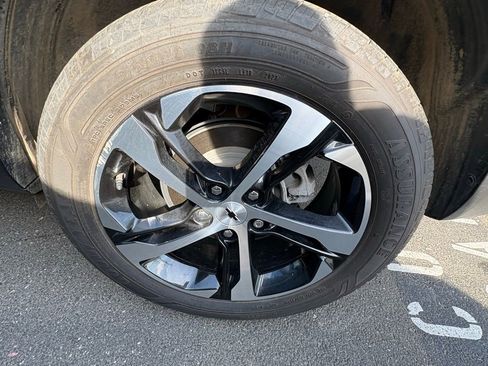 Used 2024 Chevrolet Trax RS image 9