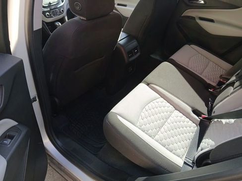 Used 2019 Chevrolet Equinox LT image 11