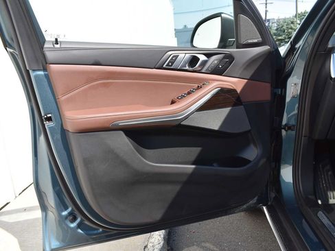 Used 2026 BMW X5 xDrive40i AWD/4WD image 14