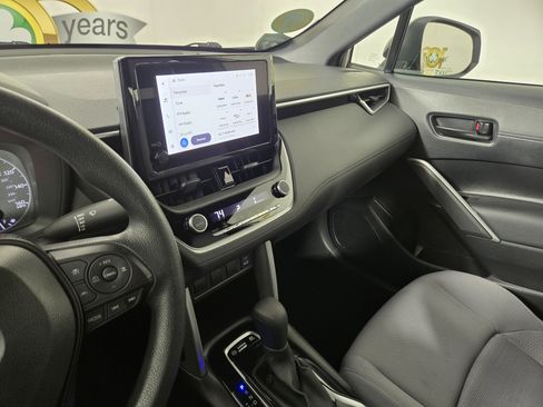 Used 2024 Toyota Corolla Cross S image 24
