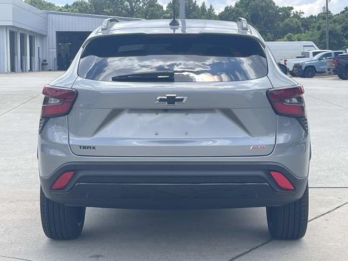 New 2026 Chevrolet Trax RS w/ Driver Confidence Package FWD image 3