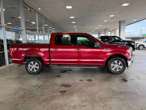 Used 2017 Ford F150 XLT w/ Equipment Group 302A Luxury RWD image 8
