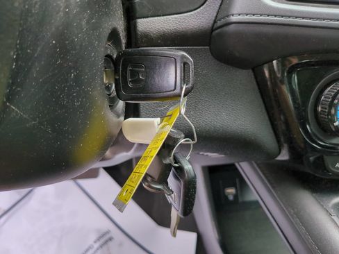 Certified 2022 Honda HR-V LX image 32