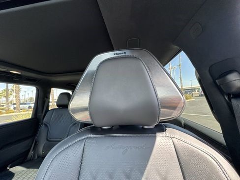 Used 2025 INFINITI QX80 Autograph AWD/4WD image 25