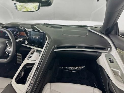 Used 2024 Chevrolet Corvette Stingray Preferred Conv RWD image 24