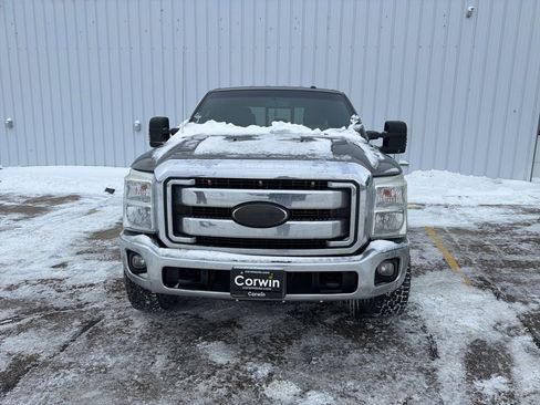 Used 2012 Ford F250 Lariat image 2