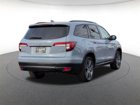 Used 2022 Honda Pilot Sport image 5