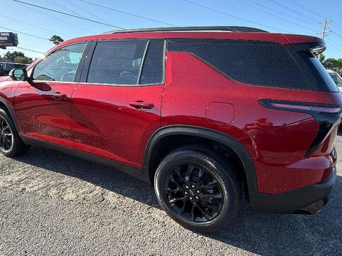 New 2026 Chevrolet Traverse LT FWD image 7