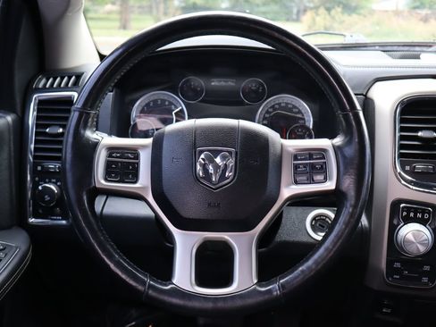 Used 2014 RAM 1500 Laramie AWD/4WD image 18