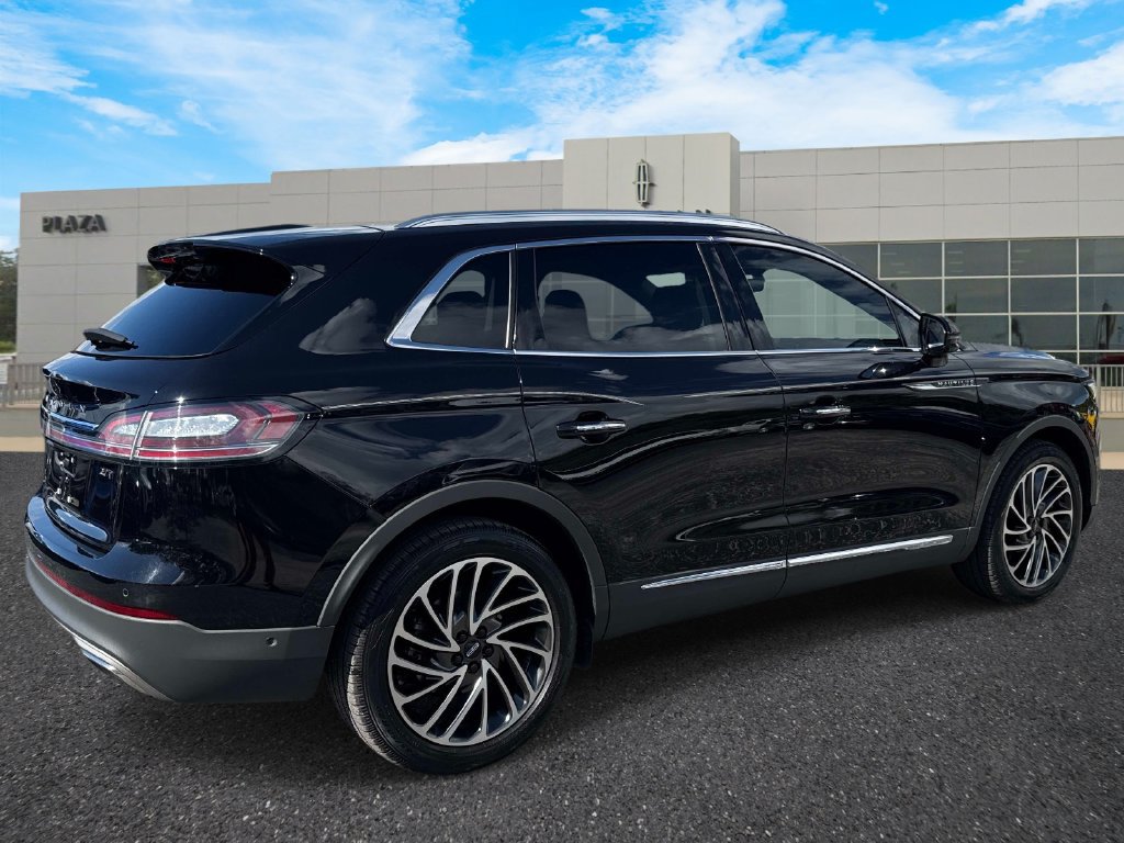 Used 2019 Lincoln Nautilus Reserve FWD image 3