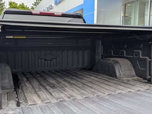 Certified 2024 Chevrolet Silverado 1500 RST AWD/4WD image 10