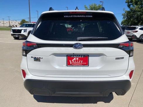 New 2026 Subaru Forester Premium AWD/4WD image 4