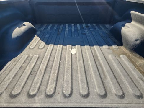 Used 2018 RAM 1500 Express RWD image 30