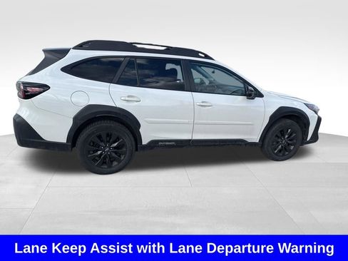 Used 2023 Subaru Outback Onyx Edition image 7