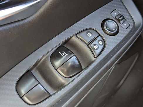 Used 2024 Nissan Sentra SV FWD image 23