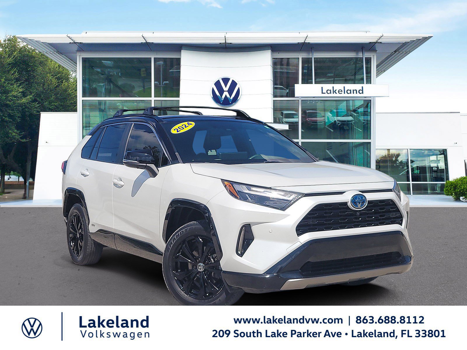 Used 2024 Toyota RAV4 XSE w/ Advanced Technology Package AWD/4WD image 1