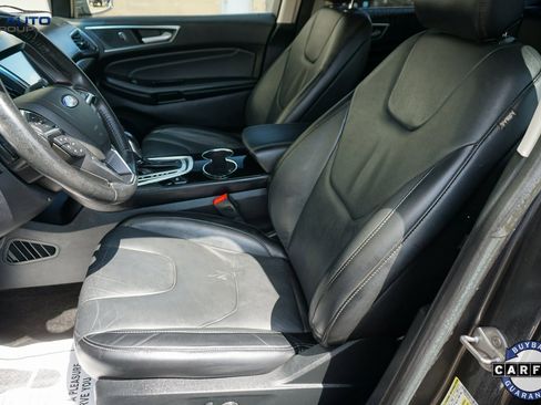 Used 2018 Ford Edge Titanium image 27