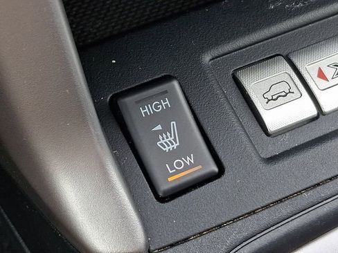 Used 2018 Subaru Forester 2.5i Premium AWD/4WD image 25