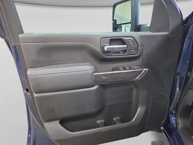 Used 2022 Chevrolet Silverado 3500 LTZ w/ Gooseneck/5TH Wheel Package AWD/4WD image 11