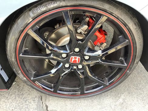 Used 2019 Honda Civic Type R image 21