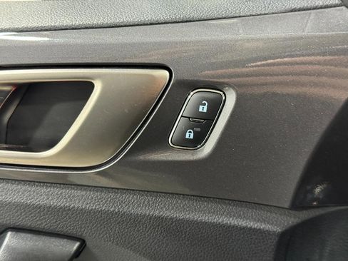 Used 2020 Ford Ranger Lariat w/ Equipment Group 501A Mid image 22