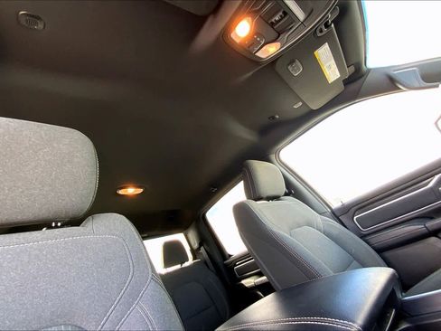 Used 2021 RAM 1500 Big Horn image 14