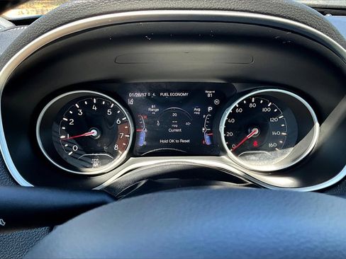 Used 2021 Jeep Compass Limited image 20