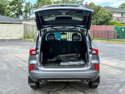 Used 2023 Ford Escape ST-Line w/ Tech Pack #1 AWD/4WD image 38