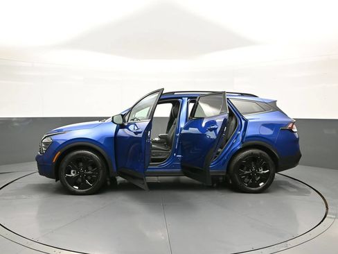 Certified 2025 Kia Sportage X-Line w/ Premium Package AWD/4WD image 44