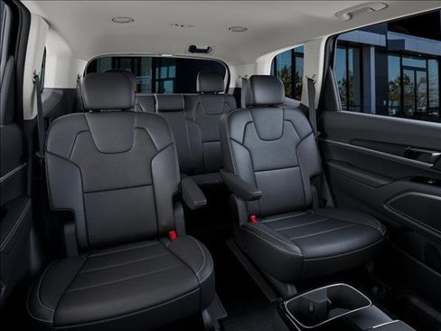 New 2025 Kia Telluride S image 16