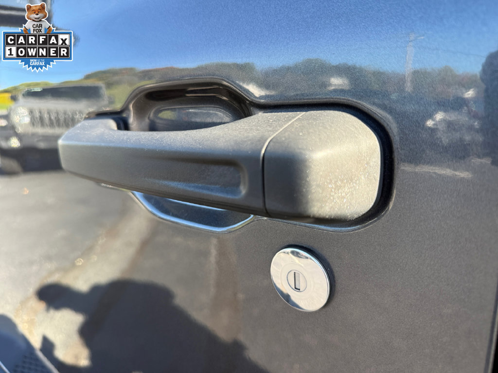 Used 2020 Jeep Wrangler Sport AWD/4WD image 30