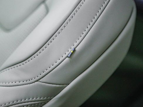 New 2026 Volvo XC90 T8 Ultra w/ Lounge Package AWD/4WD image 24