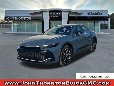 Used 2026 Toyota Crown XLE image 1