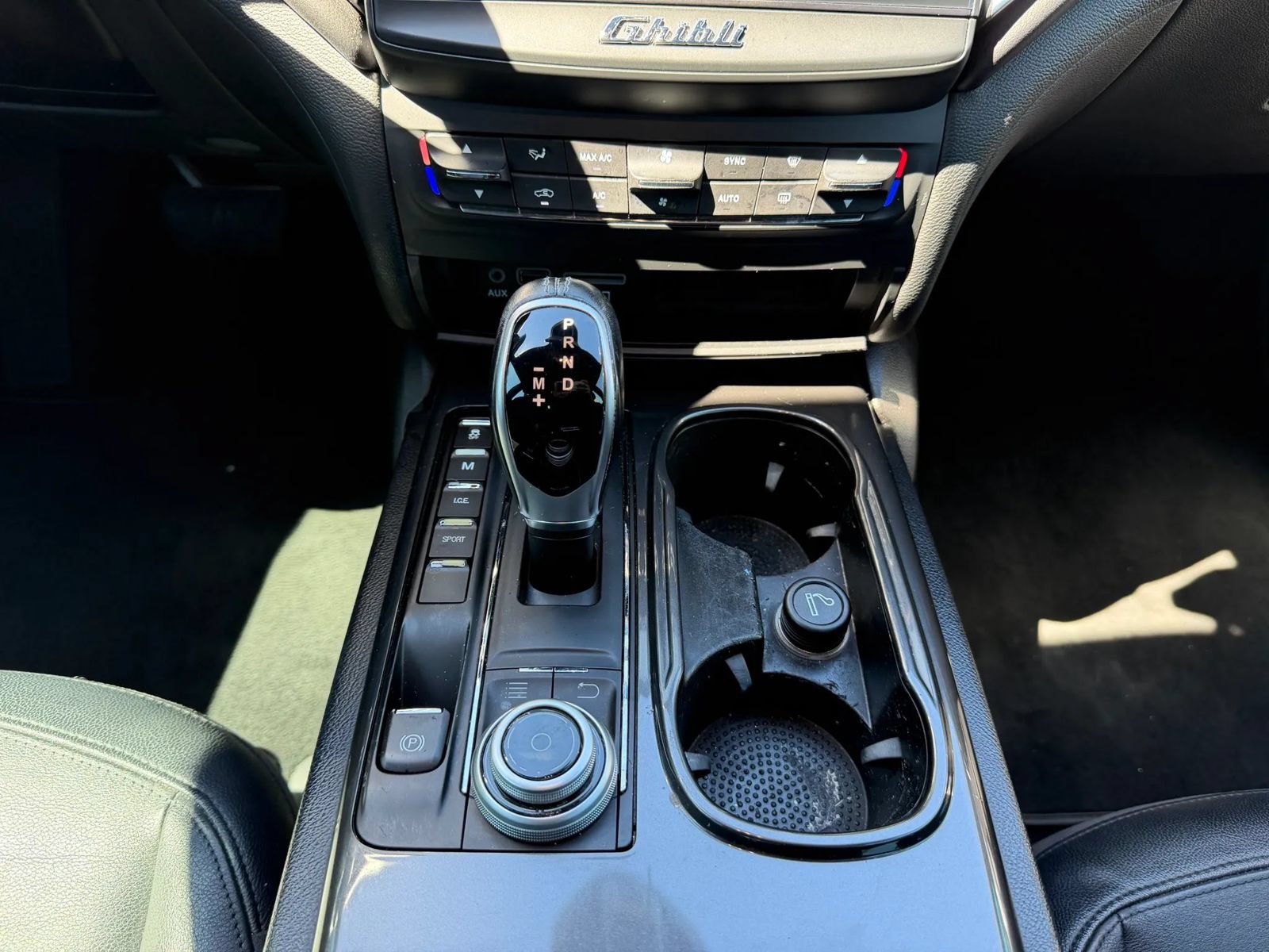 Used 2018 Maserati Ghibli RWD image 25