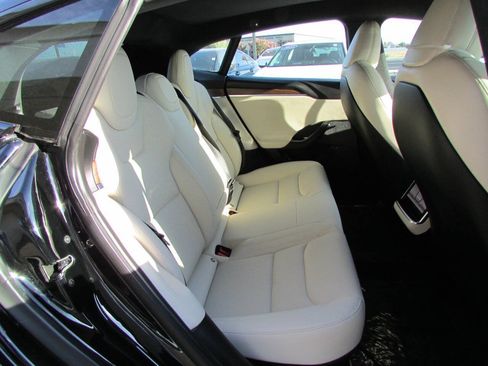 Used 2021 Tesla Model S Long Range AWD/4WD image 36