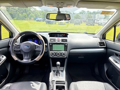 Used 2015 Subaru Crosstrek Touring AWD/4WD image 7
