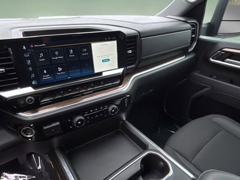 Certified 2026 Chevrolet Silverado 2500 LT w/ Safety Package image 24