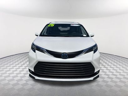 Certified 2025 Toyota Sienna XLE