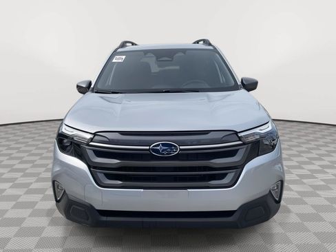 Certified 2025 Subaru Forester Premium AWD/4WD image 15