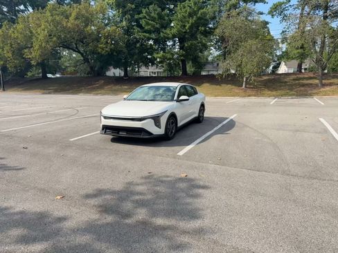 Used 2025 Kia K4 FWD image 6