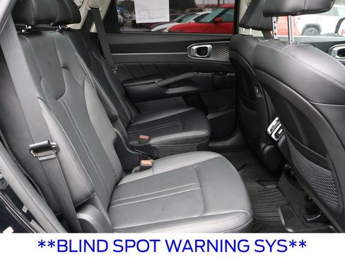 Used 2023 Kia Sorento SX FWD image 28