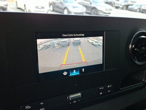 Used 2024 Mercedes-Benz Sprinter 2500 image 16