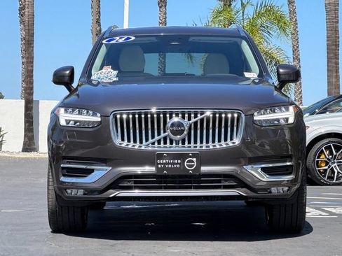 Certified 2024 Volvo XC90 B5 Core w/ Climate Package AWD/4WD image 8
