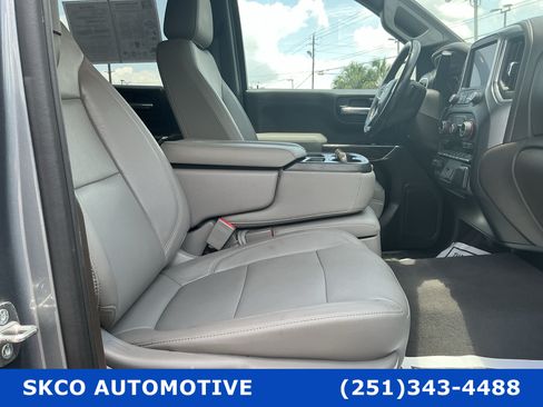 Used 2019 Chevrolet Silverado 1500 LT w/ Convenience Package AWD/4WD image 13