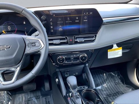 New 2026 Chevrolet TrailBlazer ACTIV w/ Convenience Package FWD image 6