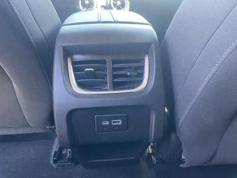 Used 2021 Chevrolet Blazer LT image 21