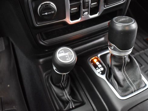 Used 2021 Jeep Gladiator Overland w/ Popular Equipment Package image 22